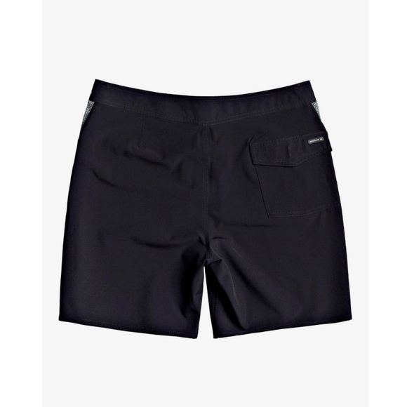 🏝Quicksilver Men’s Highline Disrupted Boardshorts 🏝 - Picture 8 of 9
